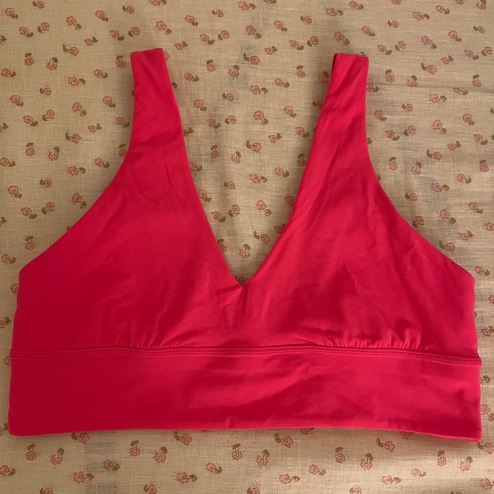 Lululemon align a/b v neck bra